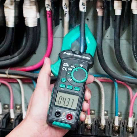 Токоизмерительные клещи Pro'sKit MT-3209 Превью 1